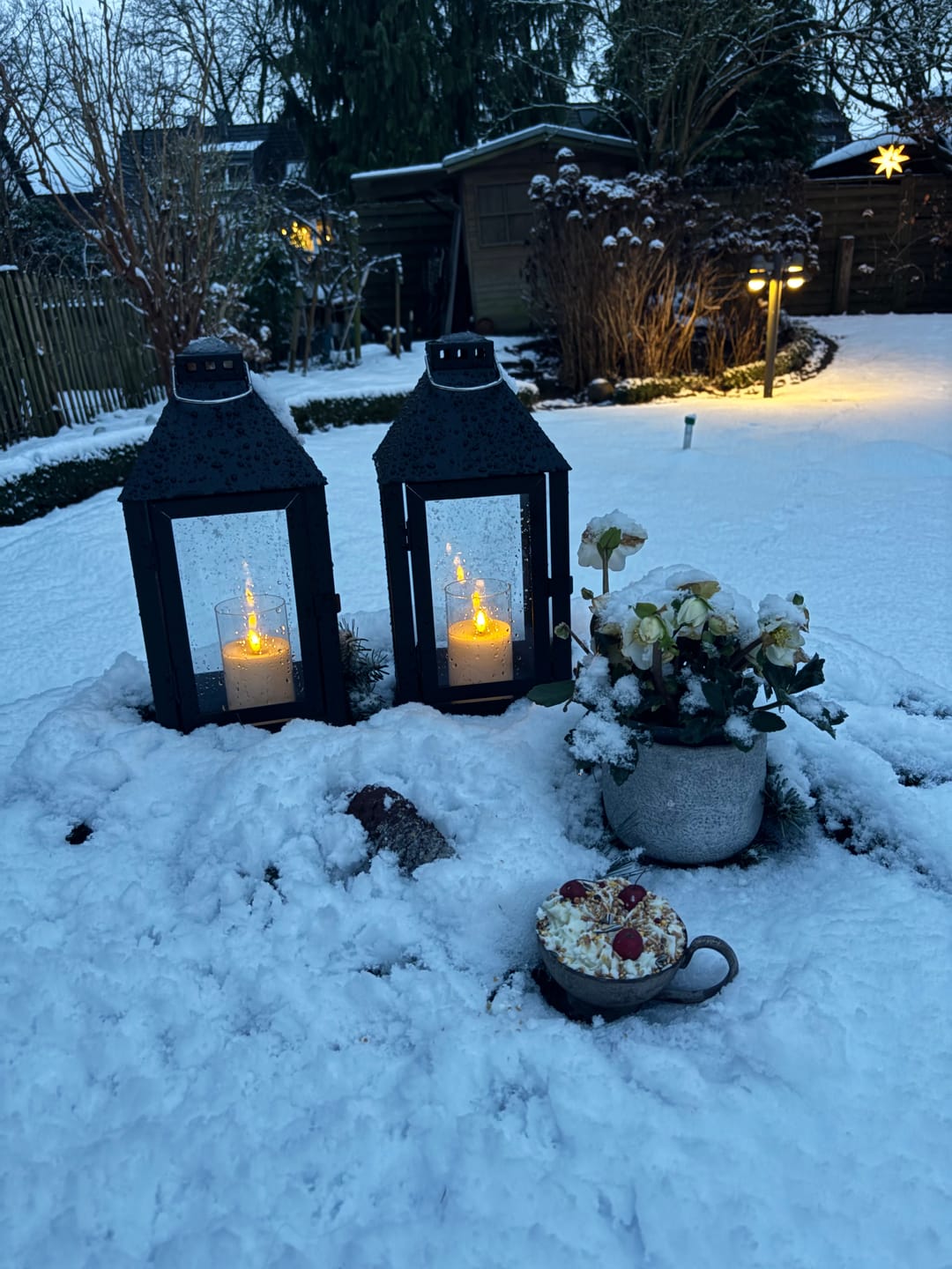 Customer photo review of Udendørs LED Bloklys Ø 7,5 x 12,5 cm Hvid