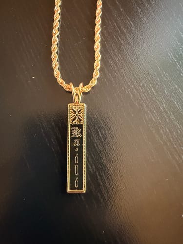 Customer photo review of 8mm Edena Heirloom Vertical Plate Necklace