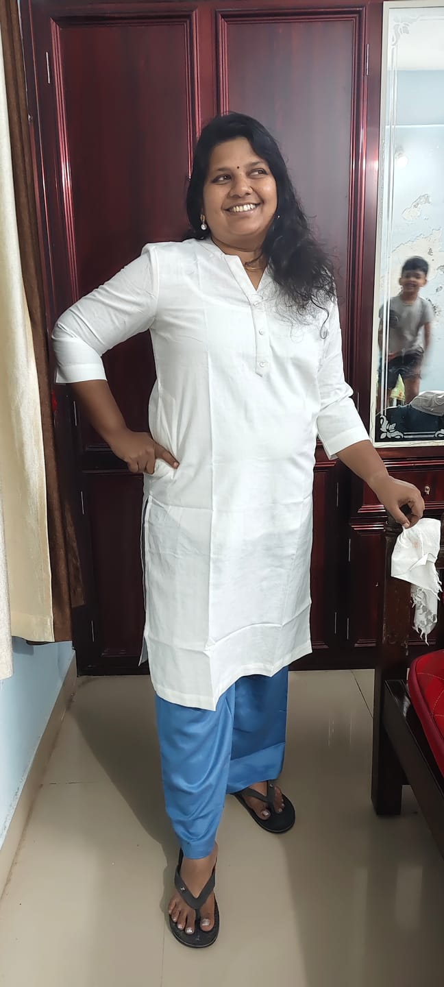 Customer photo review of Women White Airy Linen Long Kurta