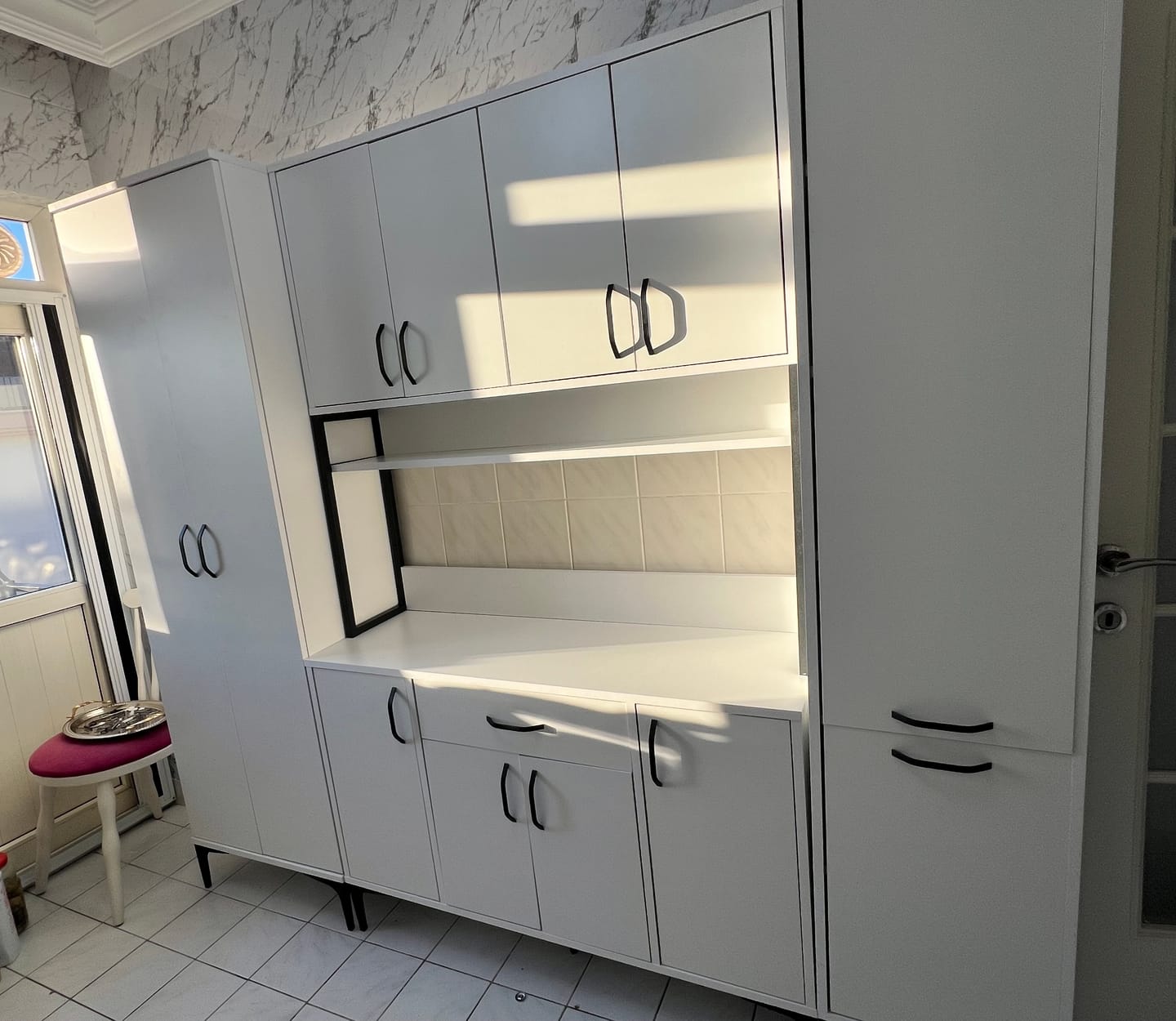 Customer photo review of Rani JE132 Çok Amaçlı Dolap 12 Kapaklı 1 Çekmeceli Kiler Mutfak Dolabı Beyaz