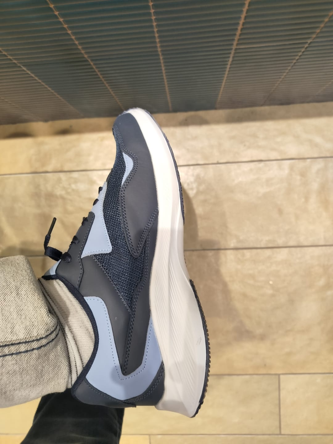 Customer photo review of Bacca Bucci BALANCE  Ultra-Light Rebound Sports Sneakers