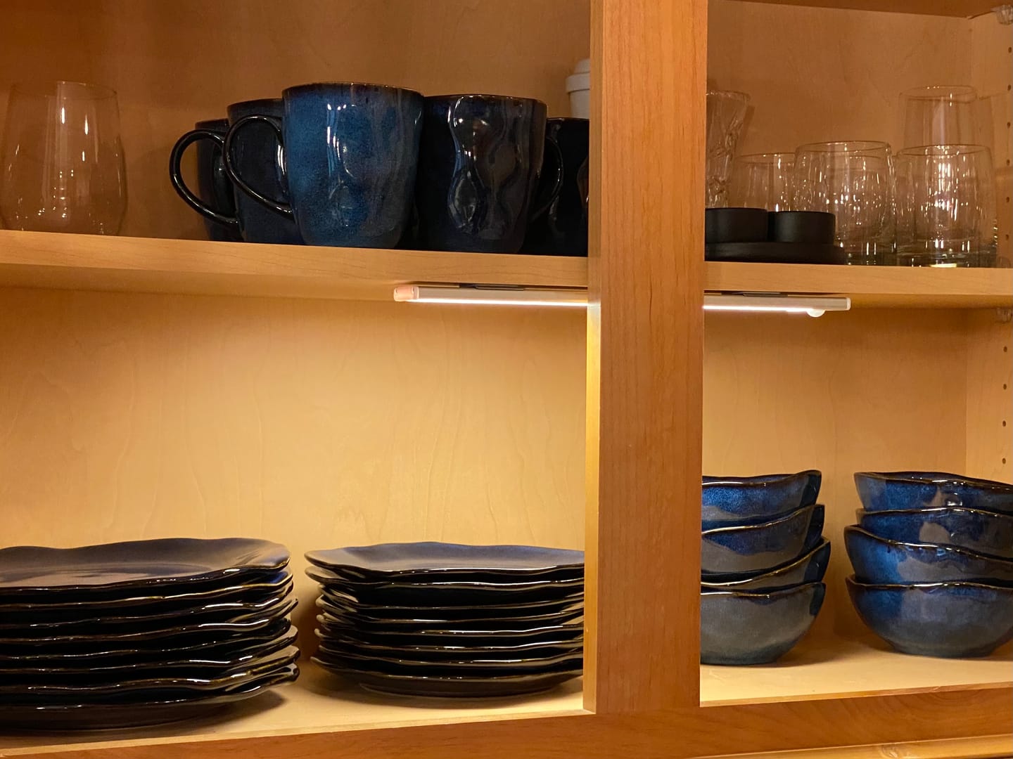 Customer photo review of 4 pcs Stoneform Oval Plate-Ocean Blue