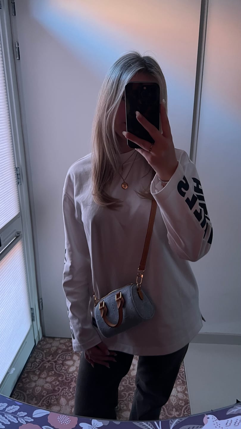 Kundenbewertung mit Foto von LONGSLEEVE T-SHIRT WHITE