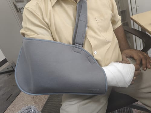 Customer photo review of Arm Pouch Sling (Moderate Support)| Provides Support to the Shoulder & Arm (Grey)