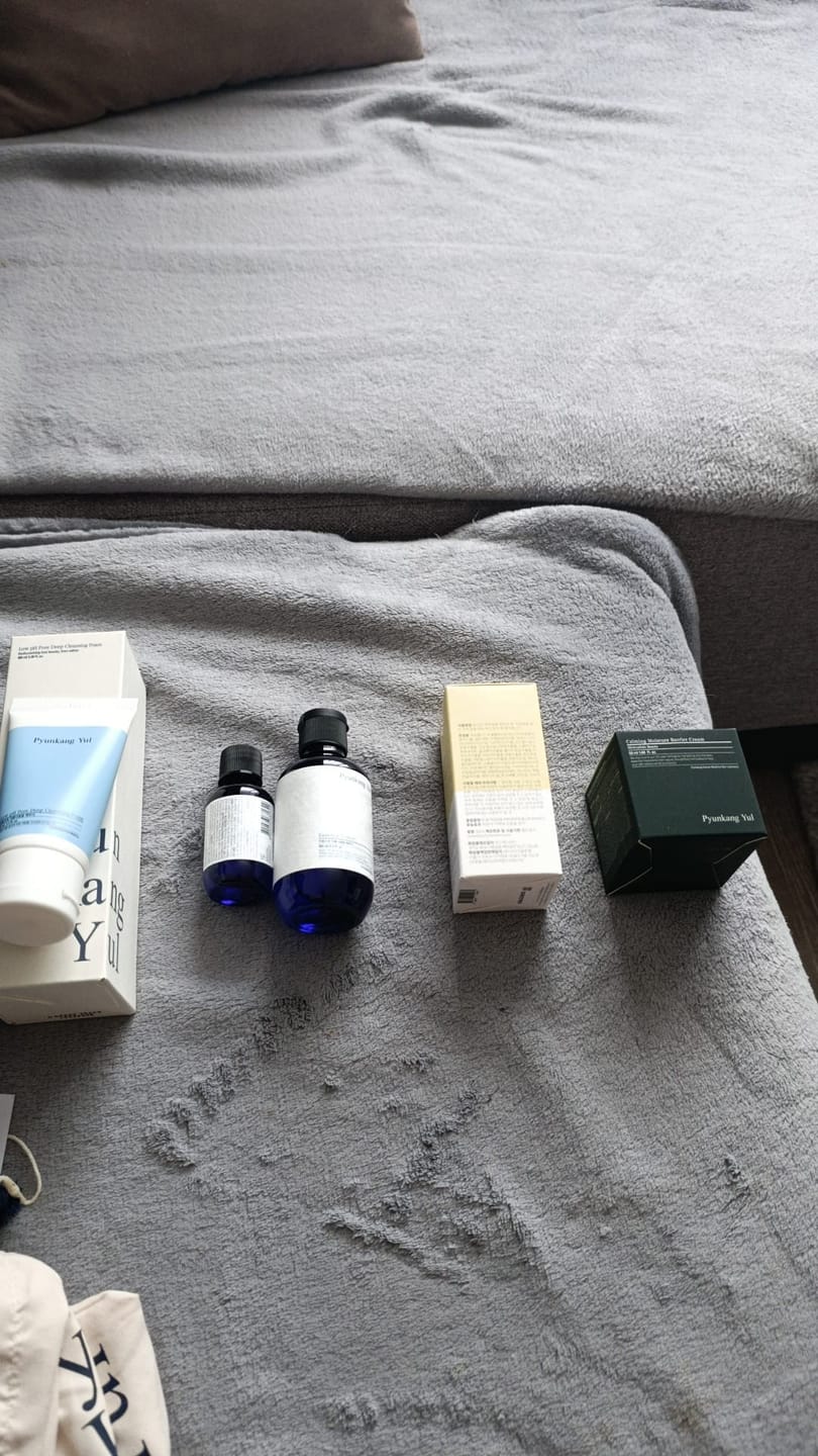Customer photo review of Maigas putas sejas tīrīšanai Pyunkang Yul Low pH Pore Deep Cleansing Foam