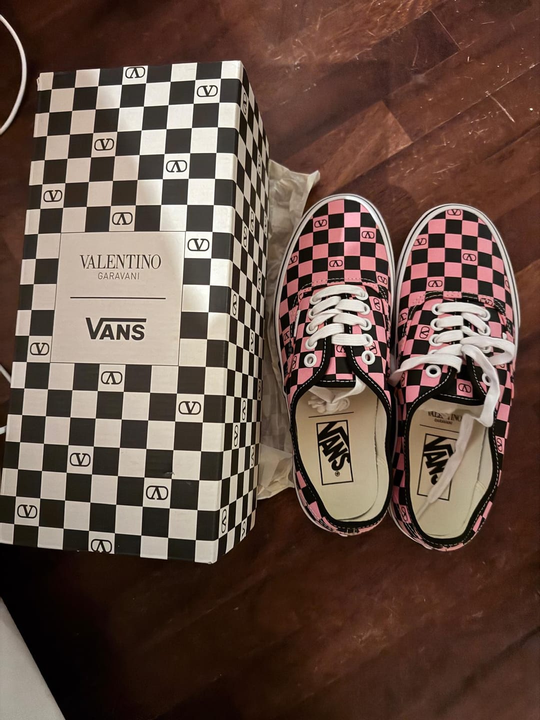 Customer photo review of Sneakers Rosa, Nero