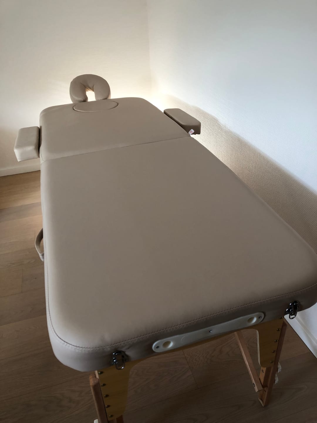 Customer photo review of Massageliege Zen BASIC III Flat