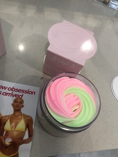 Customer photo review of For Your Buns, Hun