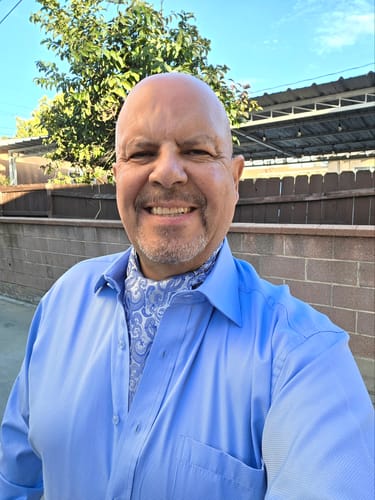 Customer photo review of Ties2you Sky Blue Ascot Tie Mens Paisley Cravat Tie Hanky Cufflinks Set with Brooch