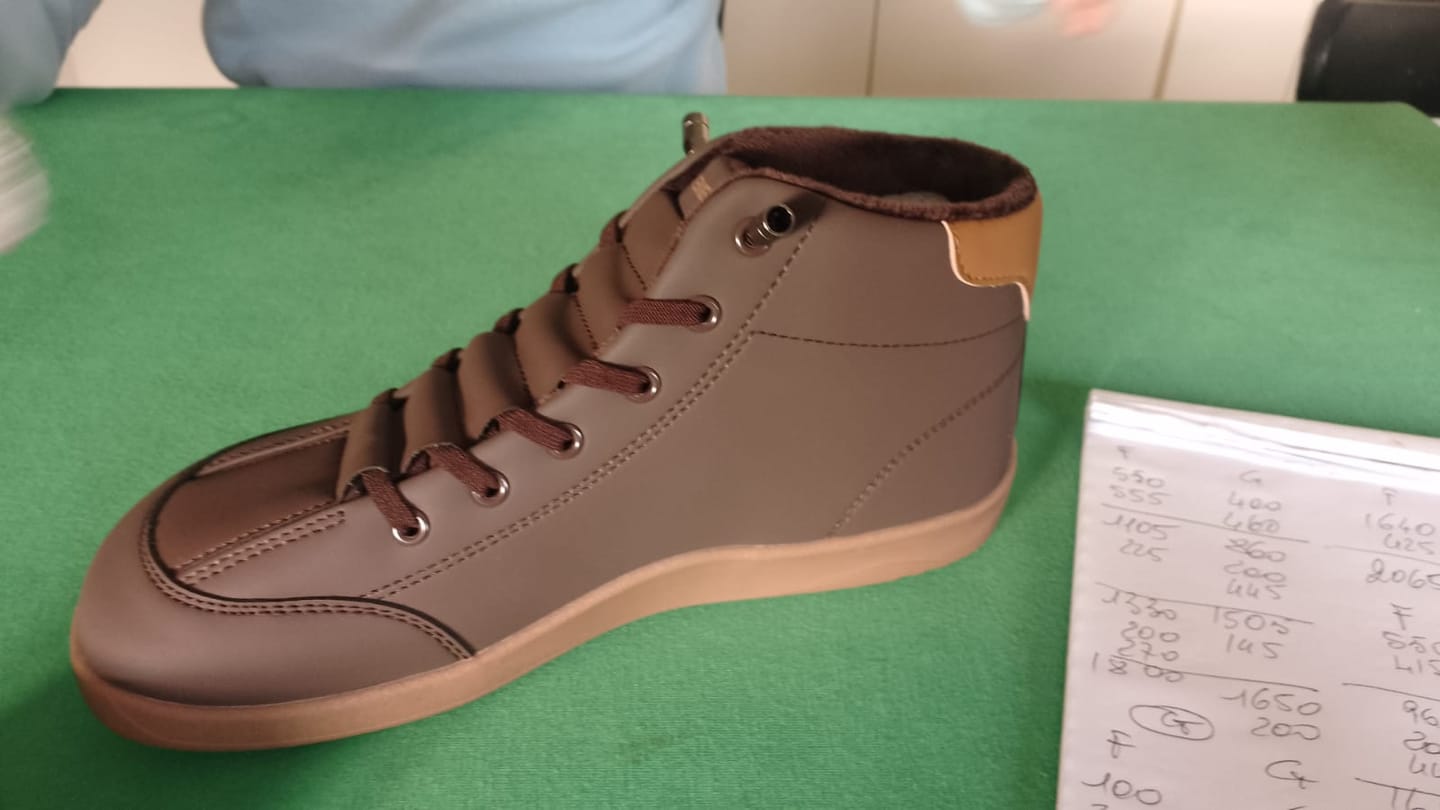 Customer photo review of Yew - Scarpe Barefoot