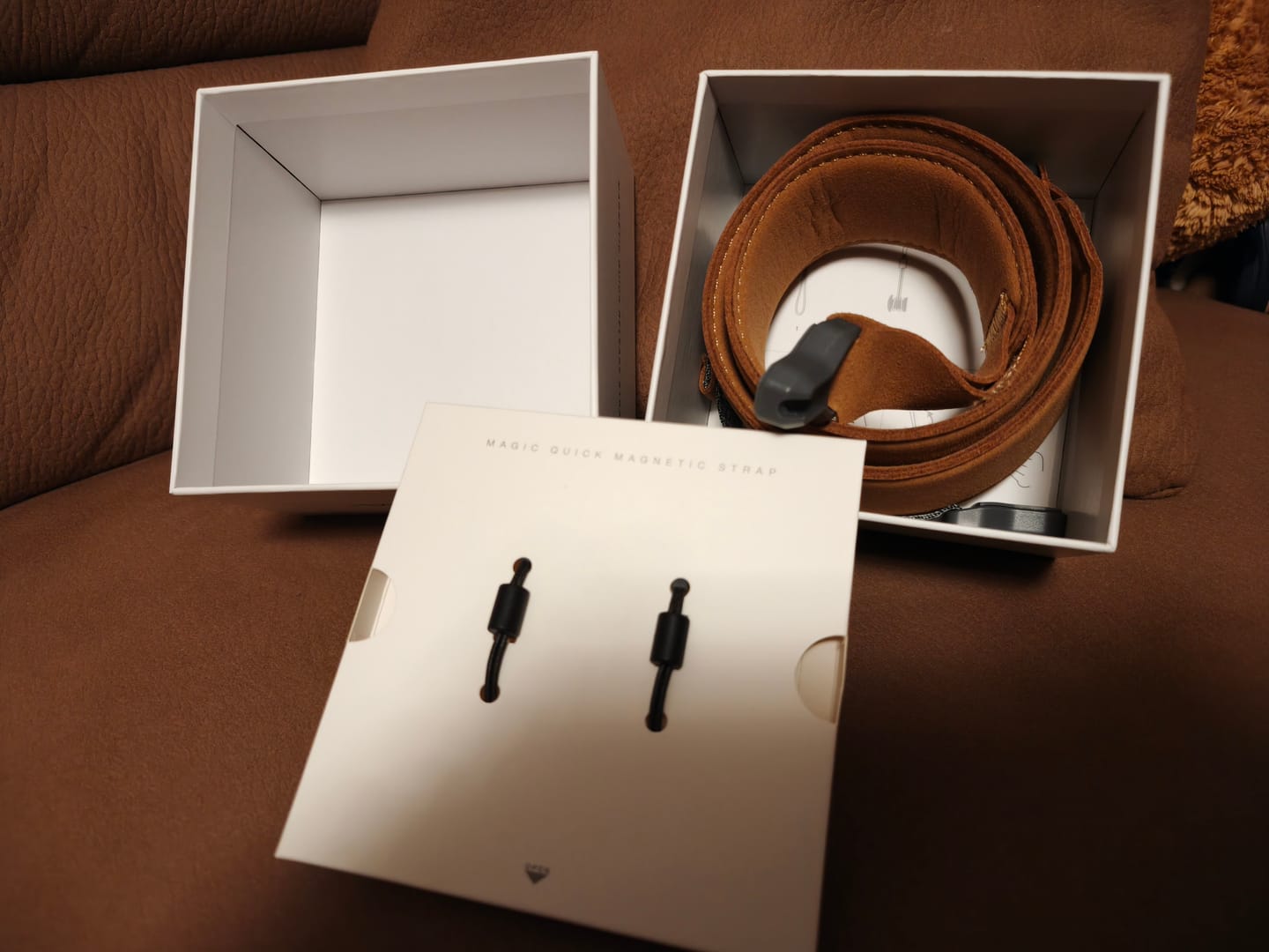 Customer photo review of Magnetic Quick-Release Strap
