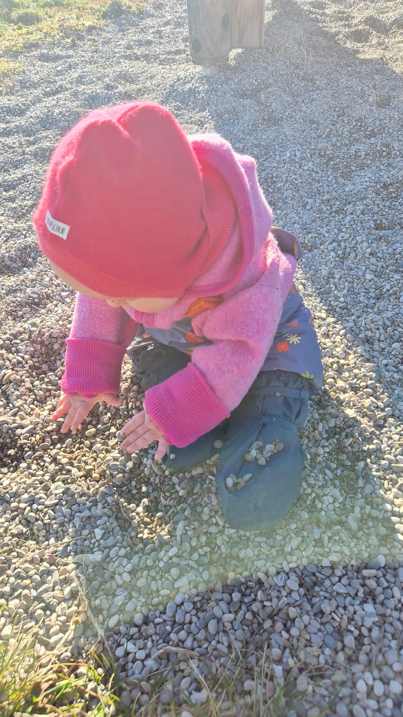 Customer photo review of Upcycling Kaschmir Kapuzenschal Rot