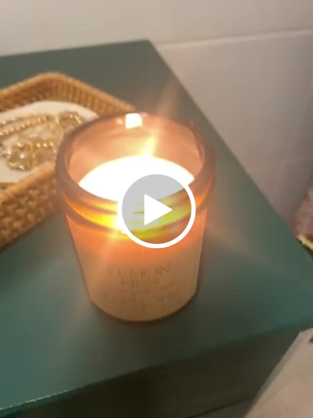 Customer video review of Tarro ámbar con tapa negra de 180 ml