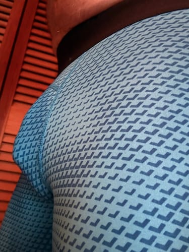 Customer photo review of Mens 3D Printed Elastic Quick Dry Fitness Sport Shorts