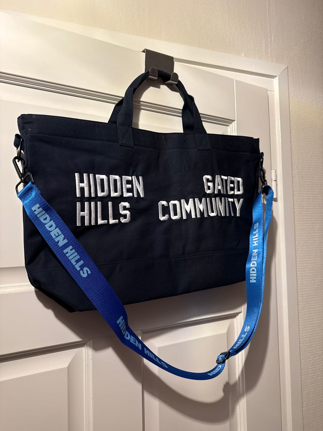 Customer photo review of GATED COMMUNITY CANVAS SHOPPER BAG