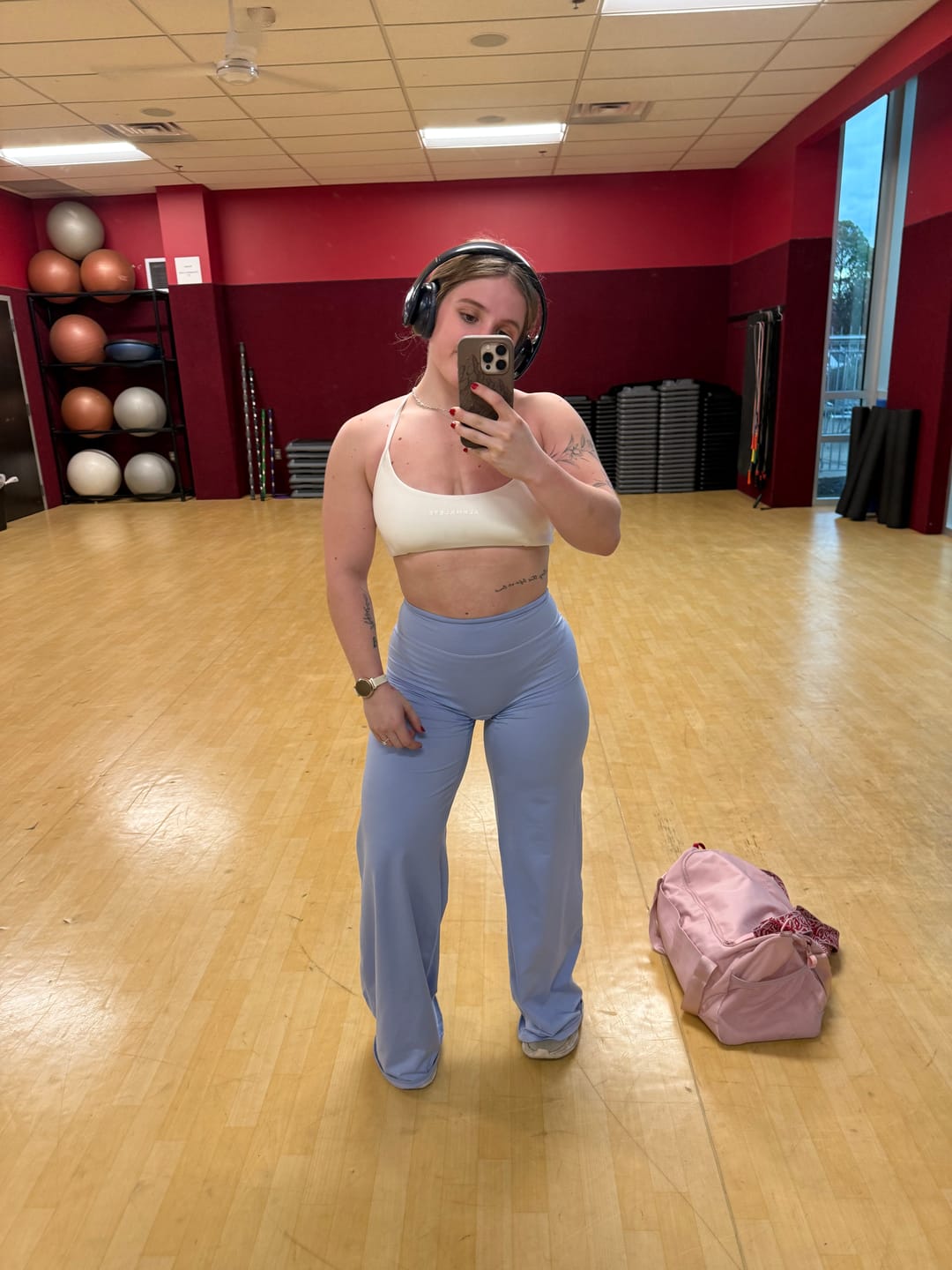Customer photo review of W2227 - Reset Wide Leg Legging