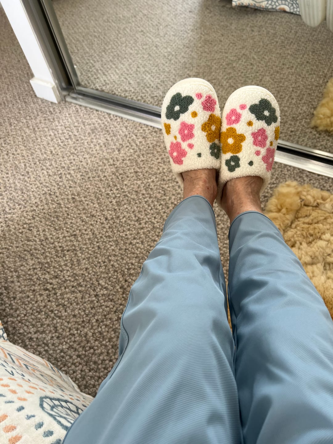 Customer photo review of Livia Flower Slippers