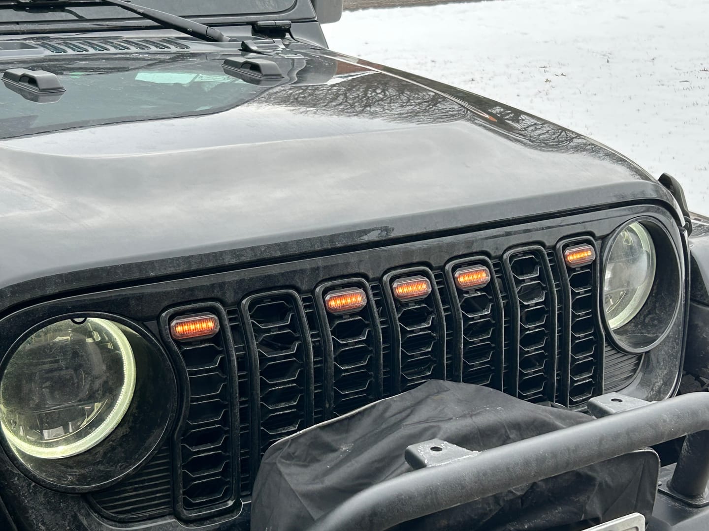 Customer photo review of Prerunner Amber/RGB Grille Lights for 24-25 JL JT Grille