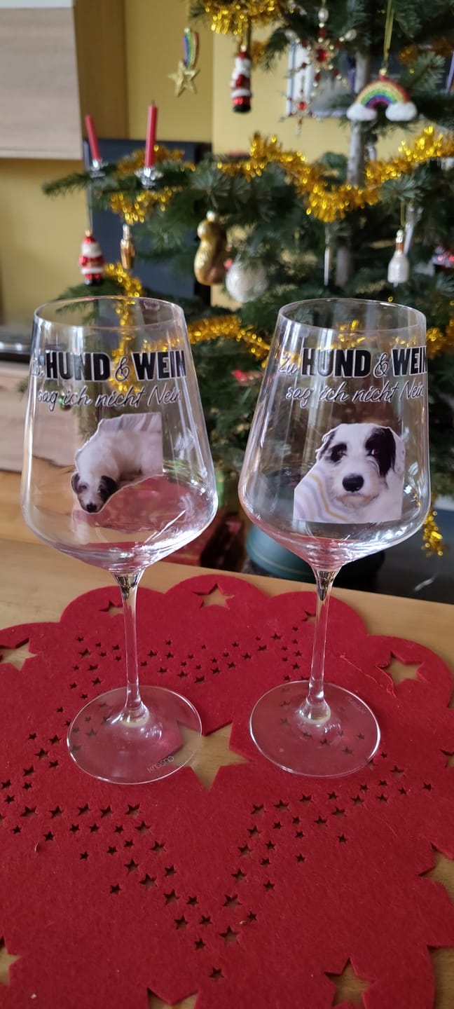 Customer photo review of Zu Hund und Wein sag ich nicht nein - Individuelles Weinglas