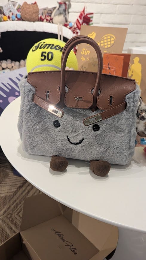 Customer photo review of The Jellykin Fluffy Bag