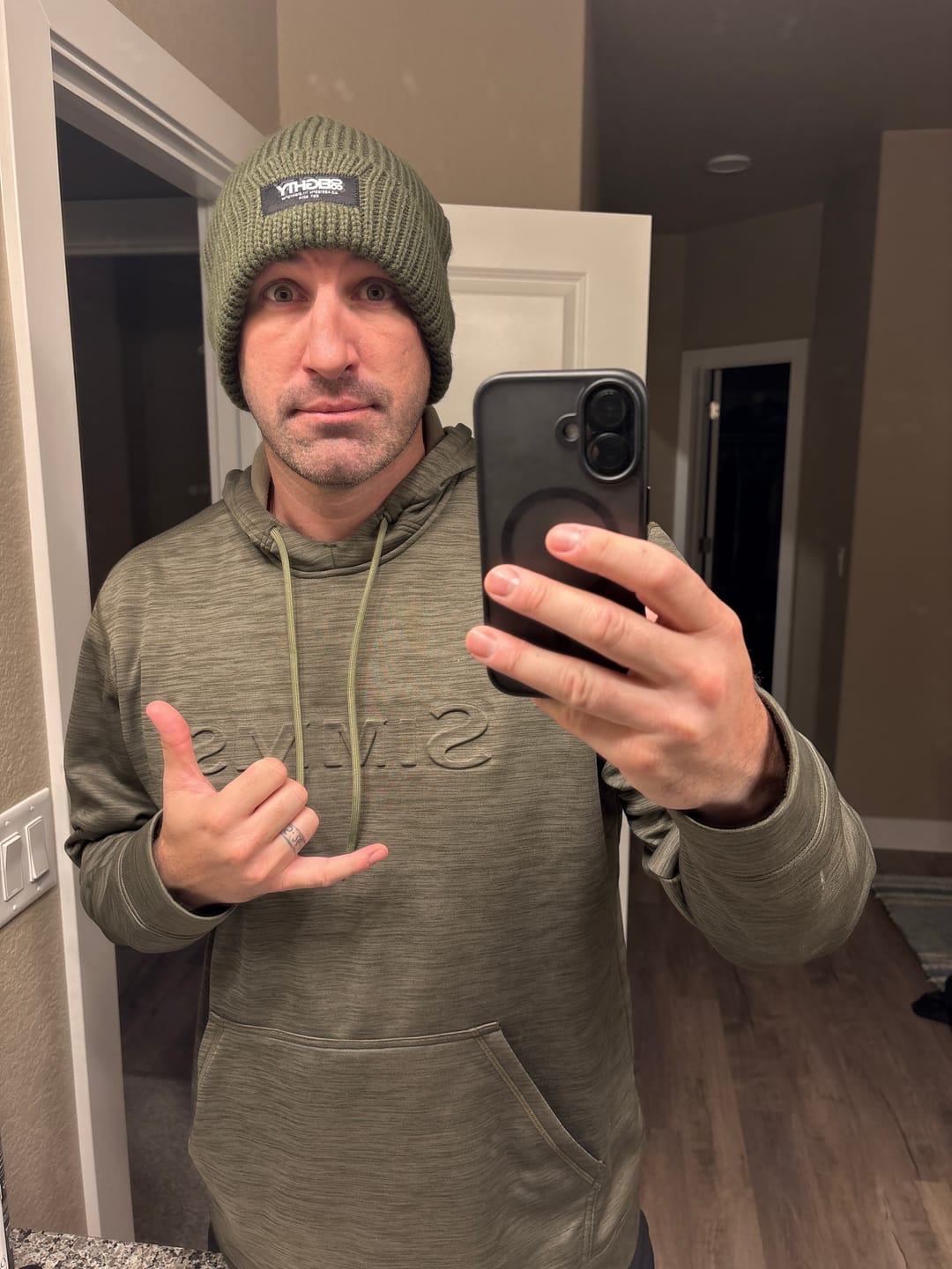 Customer photo review of 80eighty® HQ Jade Beanie