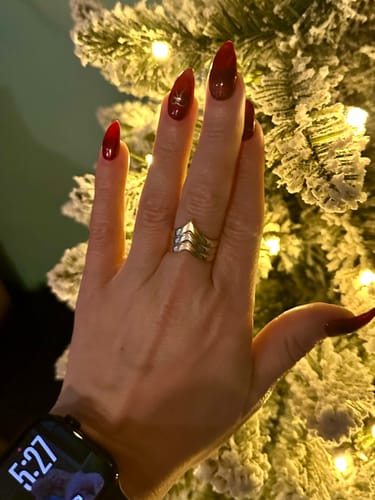 Customer photo review of Vintage Italian 18k Tricolor Gold Sleek Chevron Band Ring 7.25