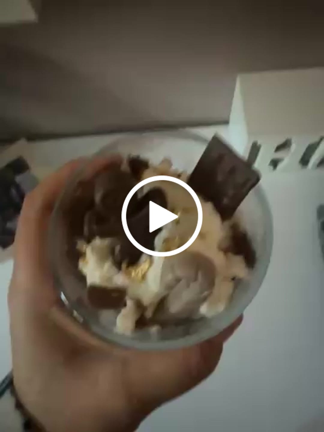 Customer video review of Fragancia CARAMEL TOFEE
