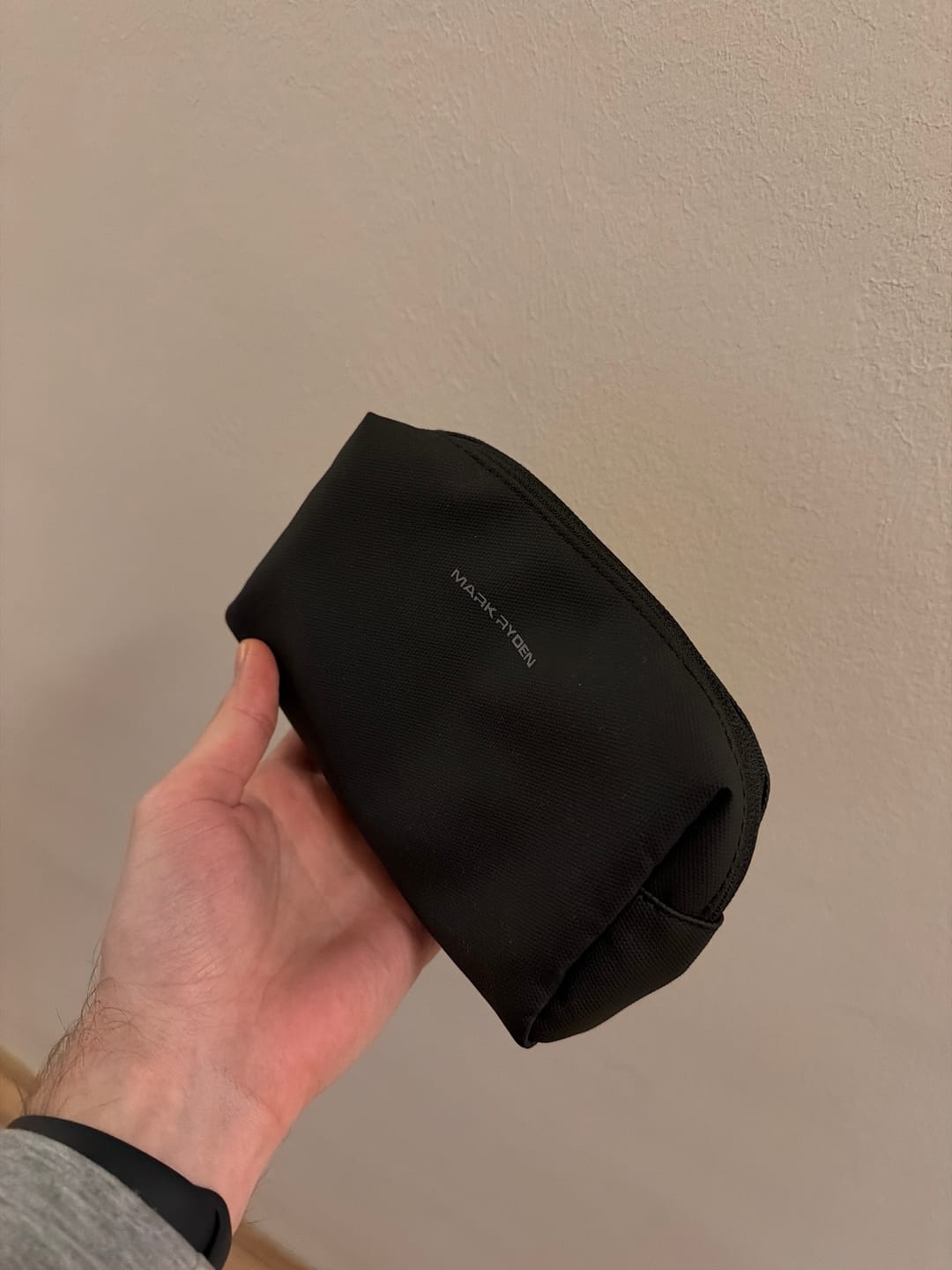 Customer photo review of Portable Large Capacity Traveling Toiletries Bag