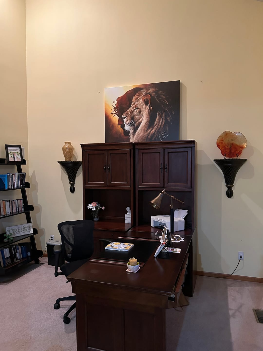 Customer photo review of The Lion of Judah