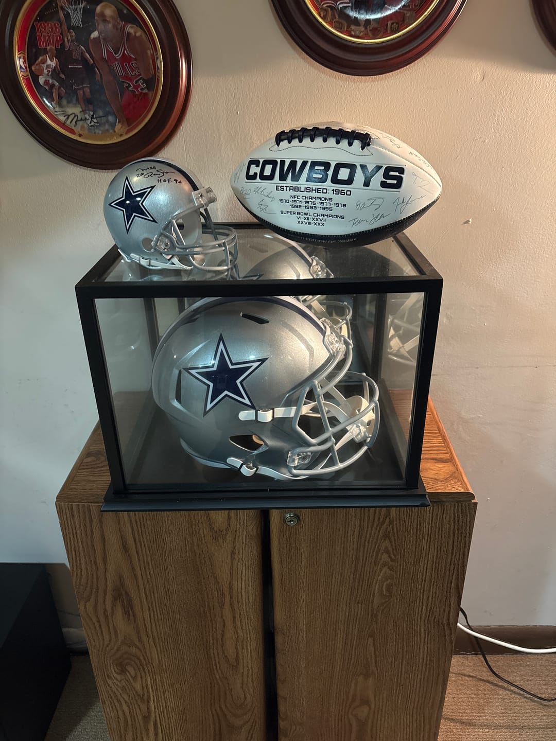 Customer photo review of Dallas Cowboys Riddell Speed Replica Helmet