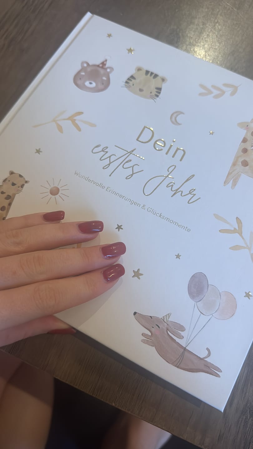 Customer photo review of Babyalbum Dein erstes Jahr | beige
