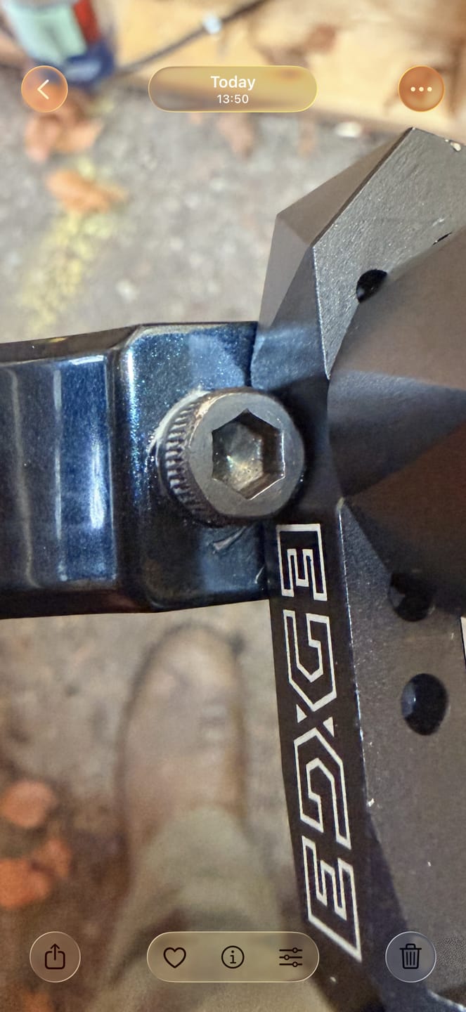 Customer photo review of EDGE Adjustable Offset Mount