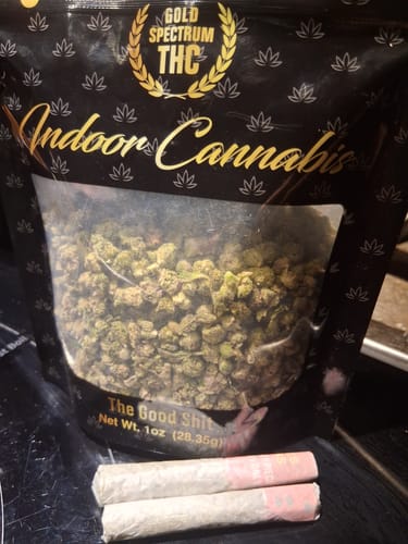 Customer photo review of Gold Spectrum THCA Flower (Exotic Smalls)