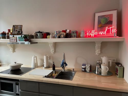 Customer photo review of LED-Neon Schriftzug Kaffee und Tee