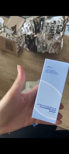 Customer photo review of Isntree - Sérum d'acide hyaluronique ultra-faible poids moléculaire - 50ml