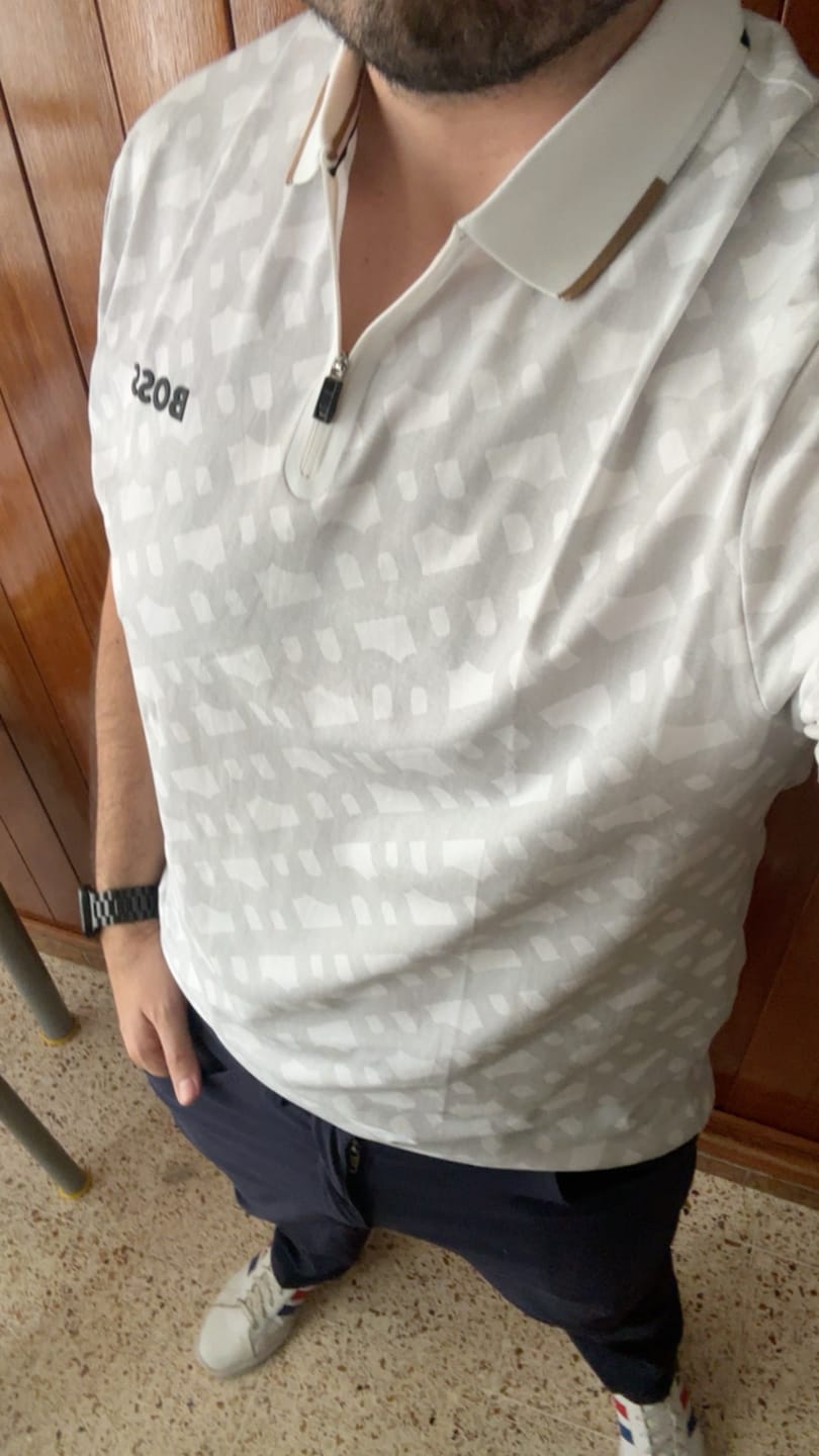 Customer photo review of Playera Hugo Talla S
