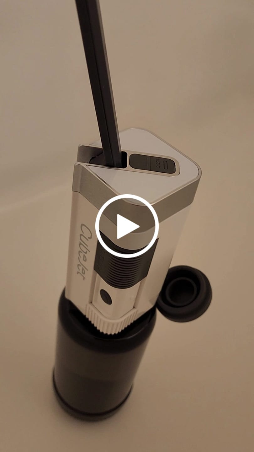 Customer video review of CubeJet Portable Bidet