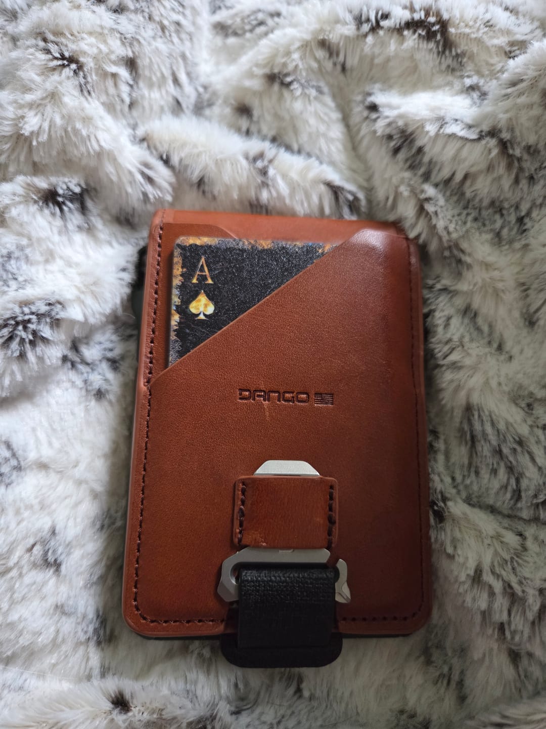 Customer photo review of M1 MAVERICK™ 4 POCKET BIFOLD LEATHER
