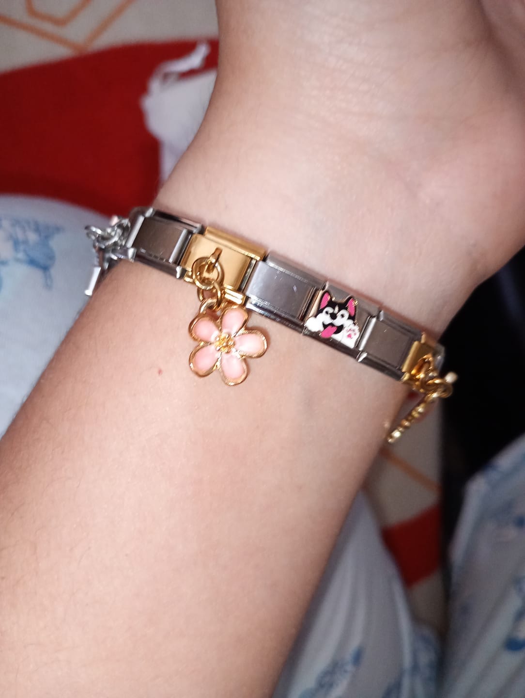 Customer photo review of Charm Flor rosa