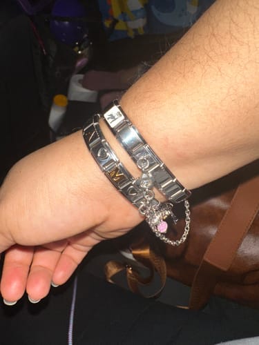 Customer photo review of Pulsera Italiana Clásica para Charms
