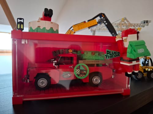 Customer photo review of Christmas Pickup Truck