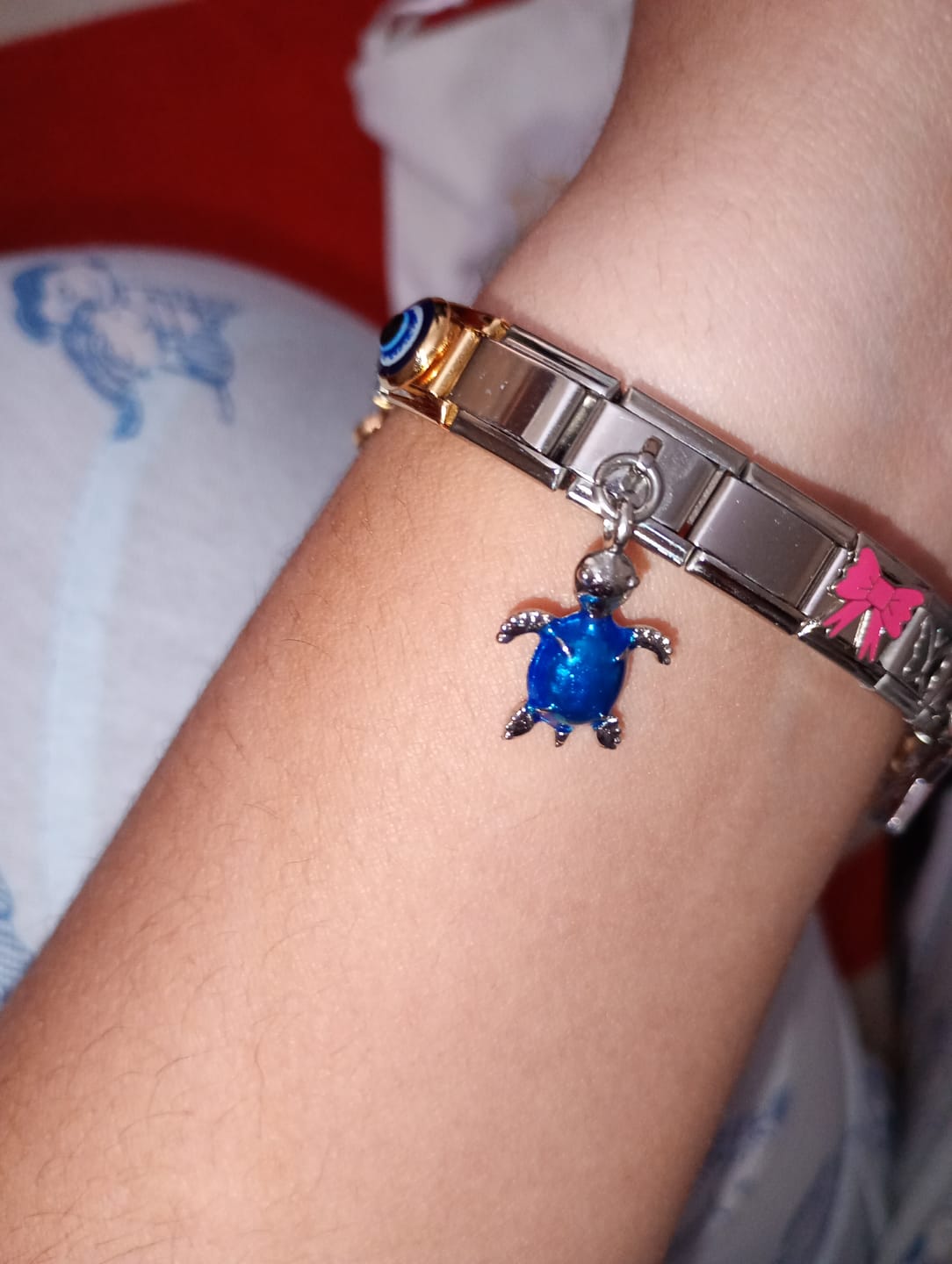 Customer photo review of Charm Tortuga