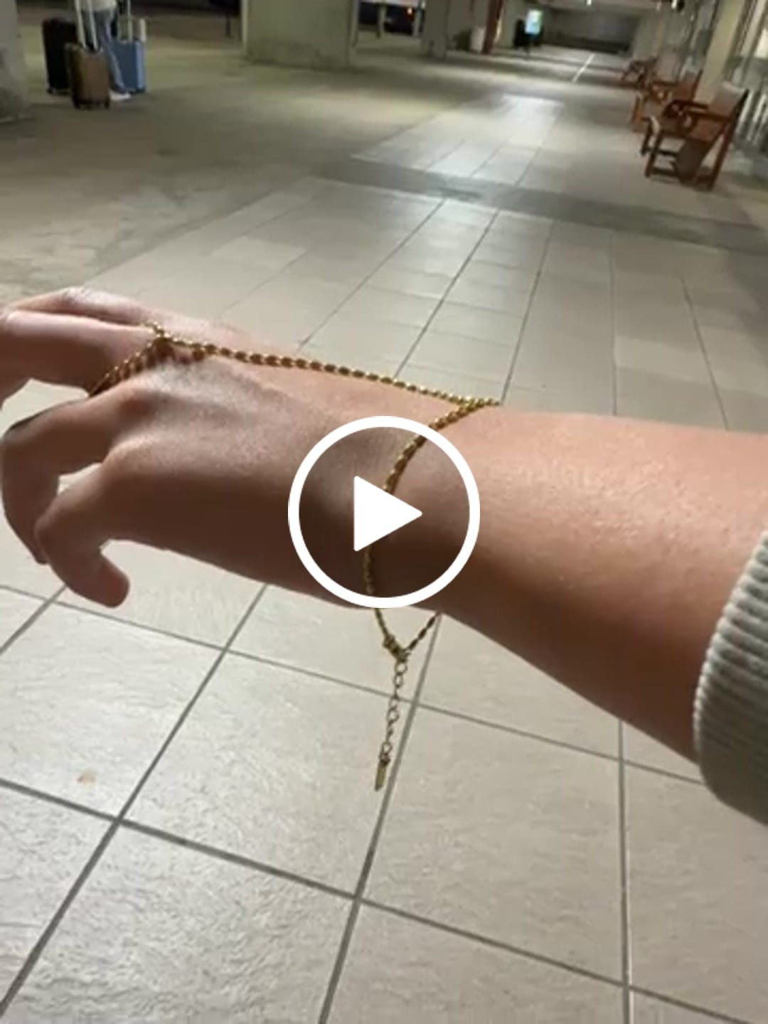 Customer video review of Bubble Letter Initial Necklace (Bundle)