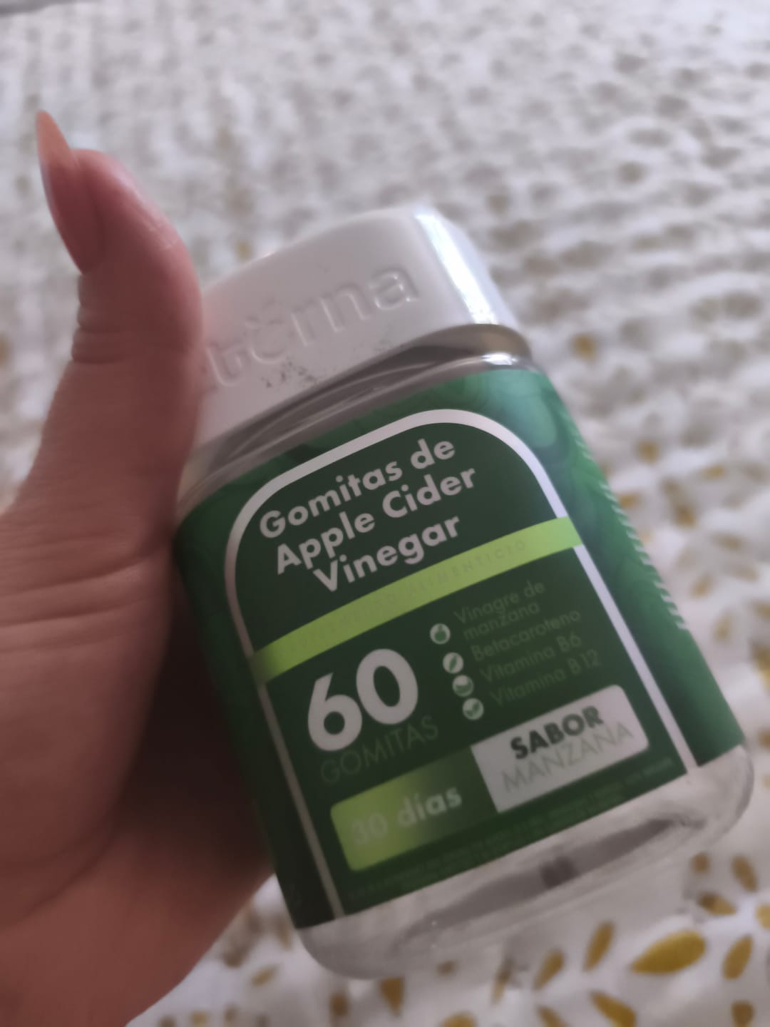 Customer photo review of Gomitas de Vinagre de Manzana