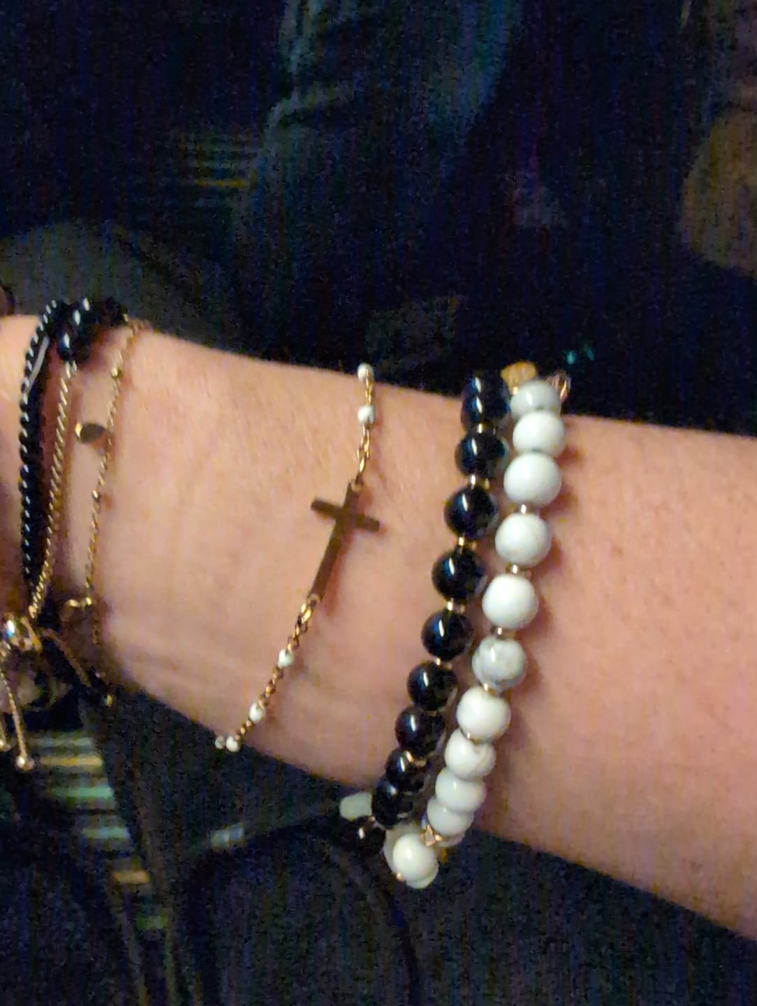 Customer photo review of Bracelet Croix Doré avec Perles