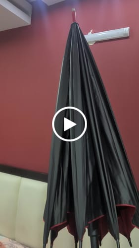 Customer video review of BMW UV Protected 4 Person Umbrella