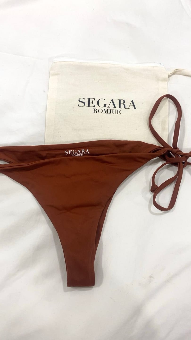 Customer photo review of Capri Bikini Bottom