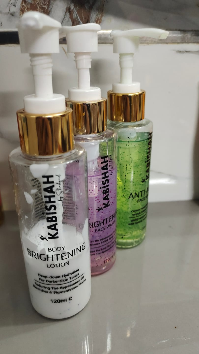 Customer photo review of DazzleSkin Body Hydrating Lotion