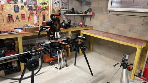 Customer photo review of Scie à onglet électrique double biseau R255SMS-DB+ avec lame multi-matériaux TCT de 255mm