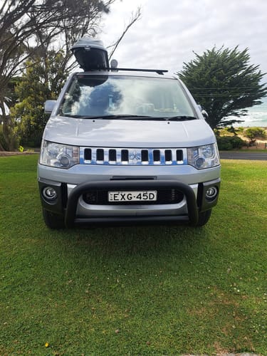 Customer photo review of Nudge Bar For Mitsubishi DELICA D5 2006-2019 - UniUte